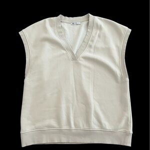 💘ZARA Soft VNeck Pullover Shirt